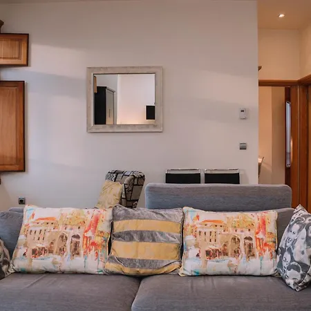 Céntrico Con Vistas A La Ría By Apartamento Vigo